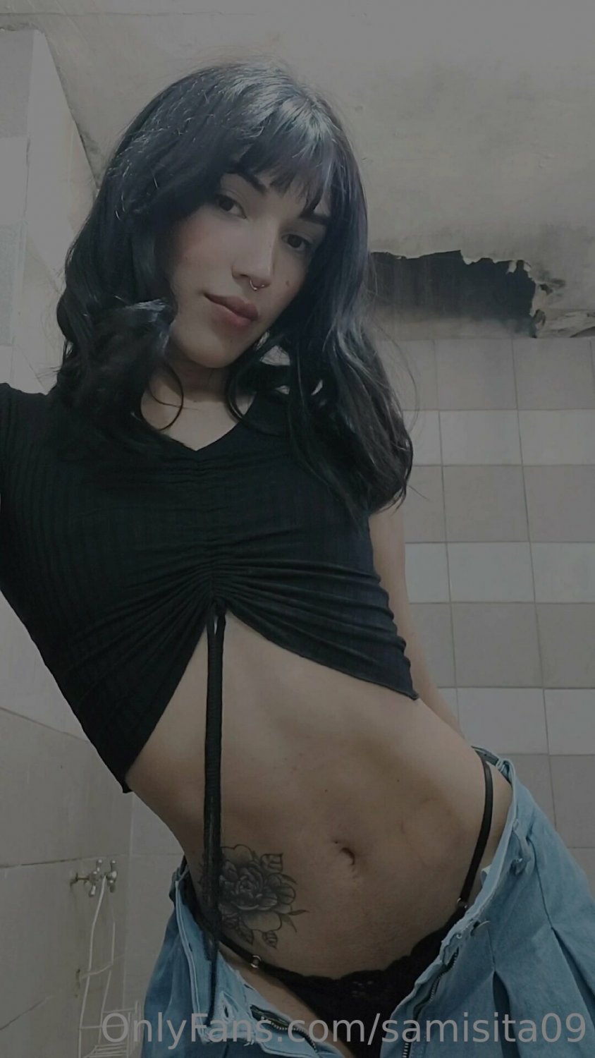 TS 224: Beautiful Shemale Teases 12