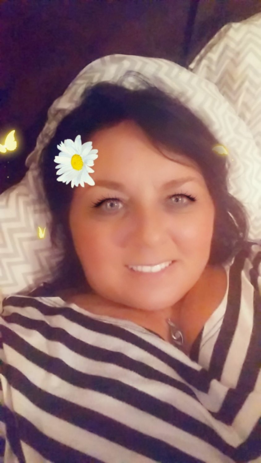 Busty Mature Babe Proudly Teases 16