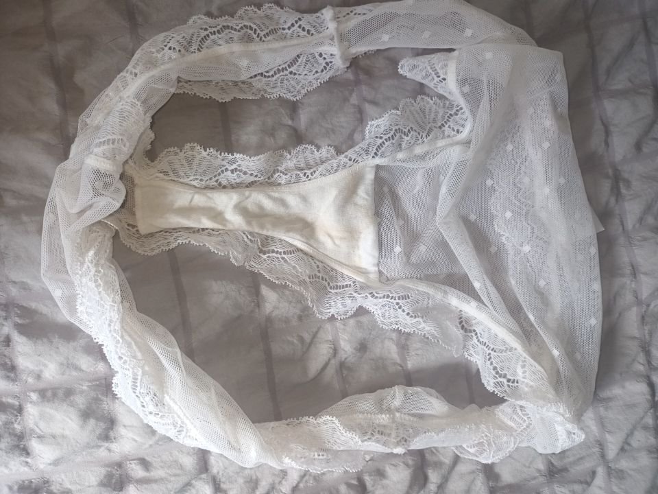 カーヴィー妻のいたずらパンティ焦らし 5