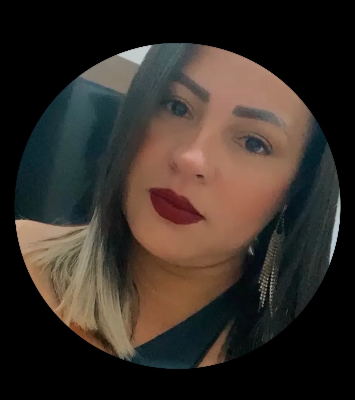 Coroa Milf Flashes and Gets Filmed by Her Cuckold Hubby 1