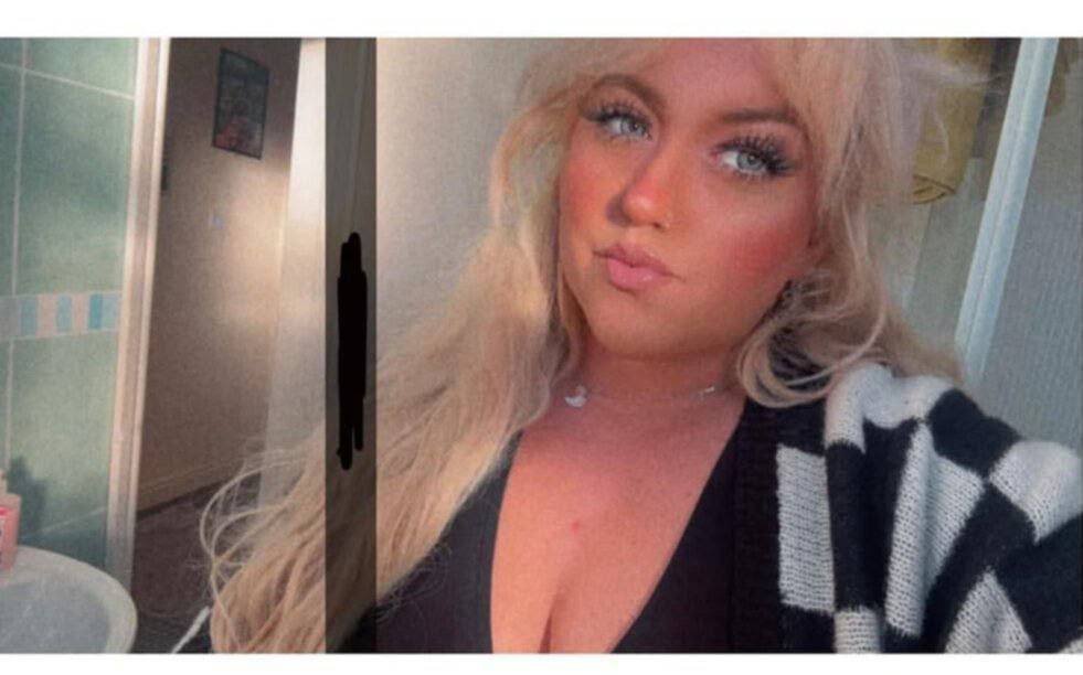 Perfect Deepthroat Hoe Rebecca Gets Pounded Rough 7