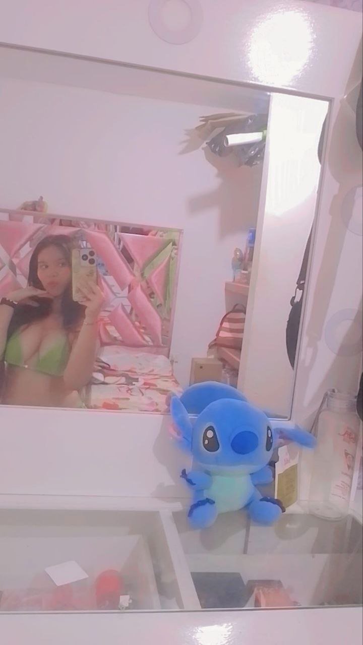 カッコールド、ノーティーガールフレンドのホットピックスをシェア 2