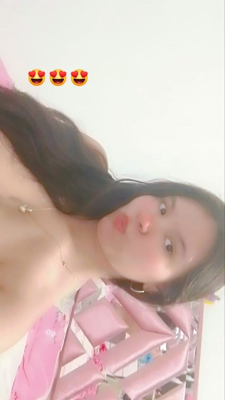 カッコールド、ノーティーガールフレンドのホットピックスをシェア 29