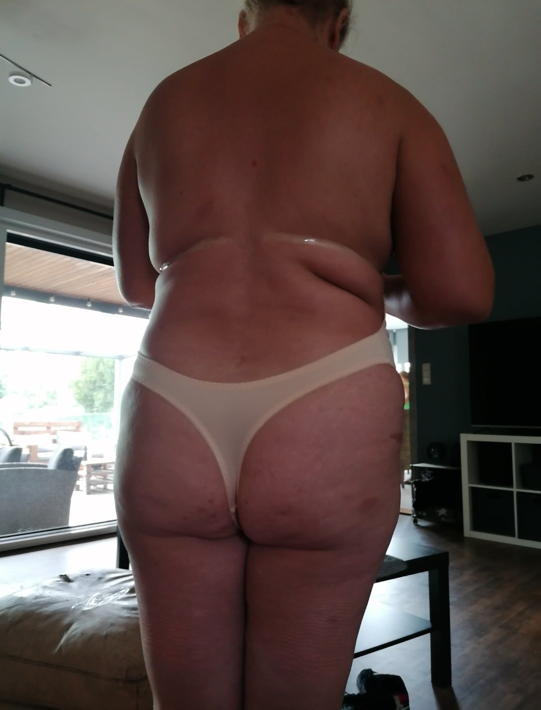 Jessie O. — Belgium’s Ultimate Submissive Cum and Piss Addict 30
