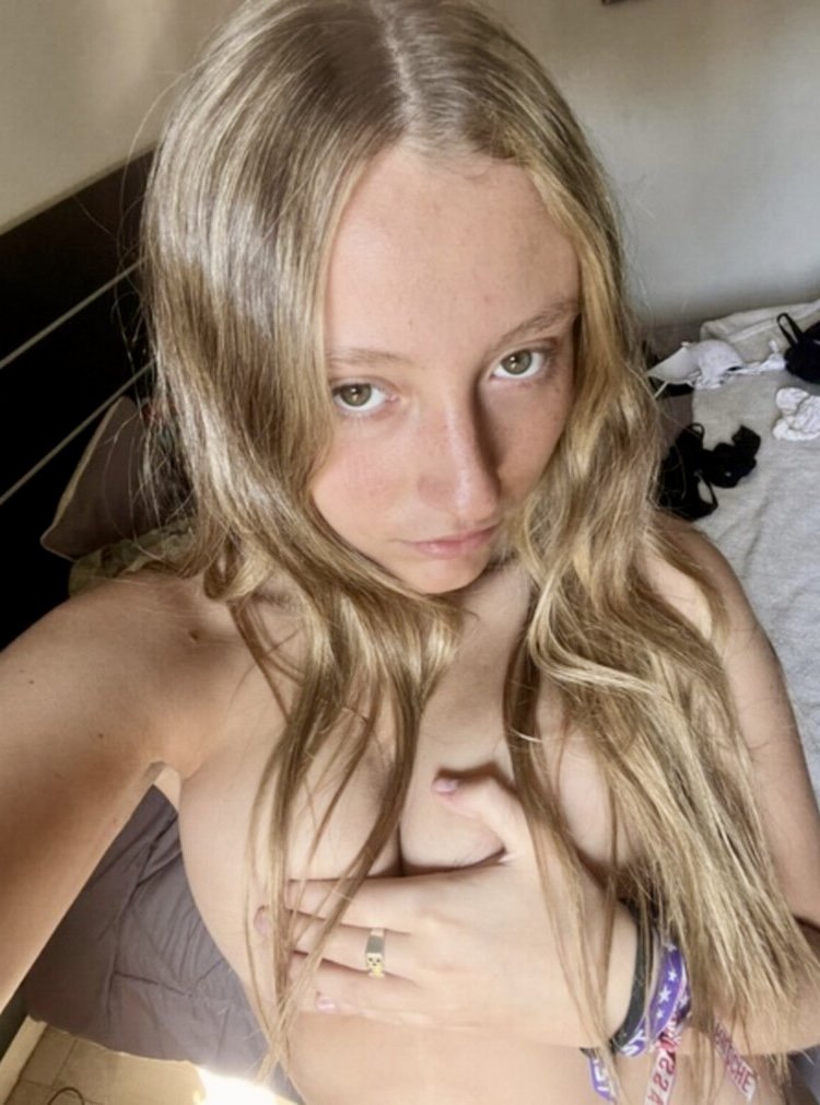 エマ・ザ・ワイルドウェブスラット、君のコックを乞う 7