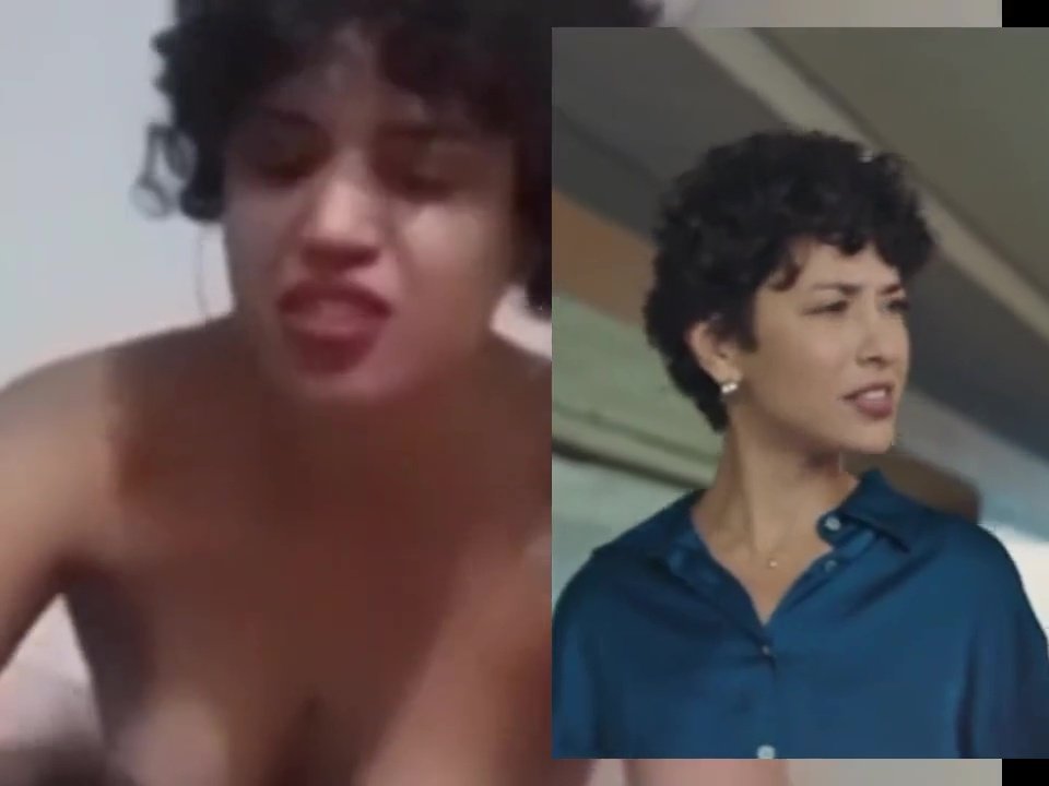 Commercial Babe Turning Heads With Her Erotic Vibes 4