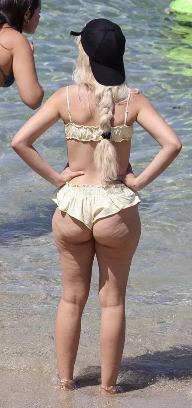 クロ — ジューシーラティンブーティー、バウンスの準備 5