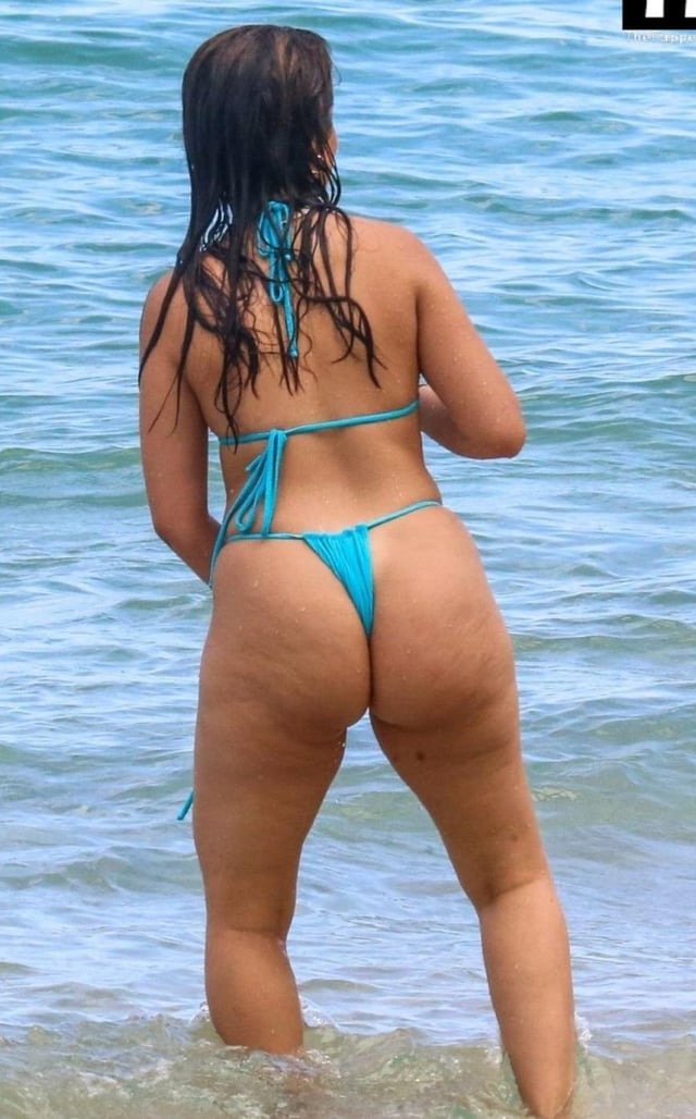 クロ — ジューシーラティンブーティー、バウンスの準備 8