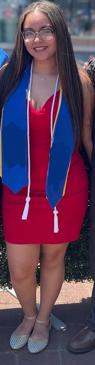 Dominican Latina Hussy Showing Off Her Feet in New York Heat 4