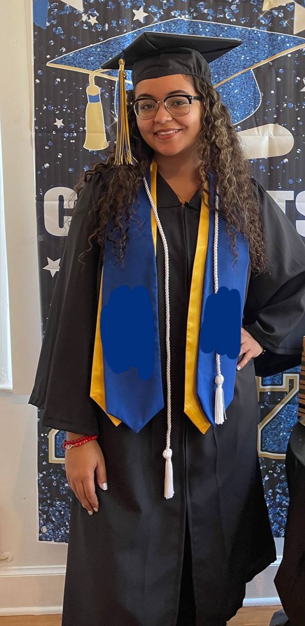 Dominican Latina Hussy Showing Off Her Feet in New York Heat 10