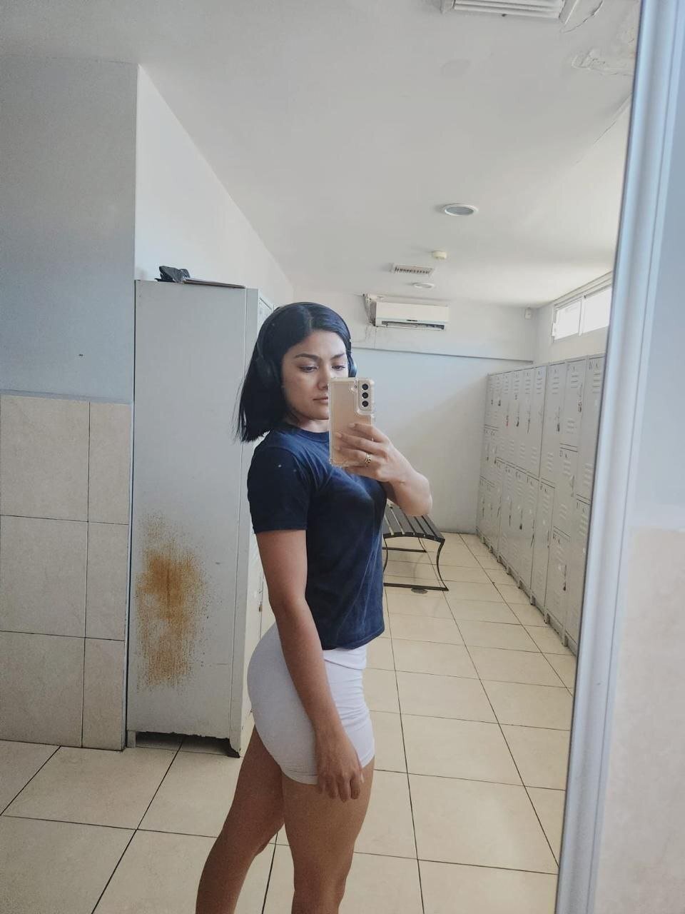 Me Gustan Sus Nalguitas - Hot Latina Booty Play 9