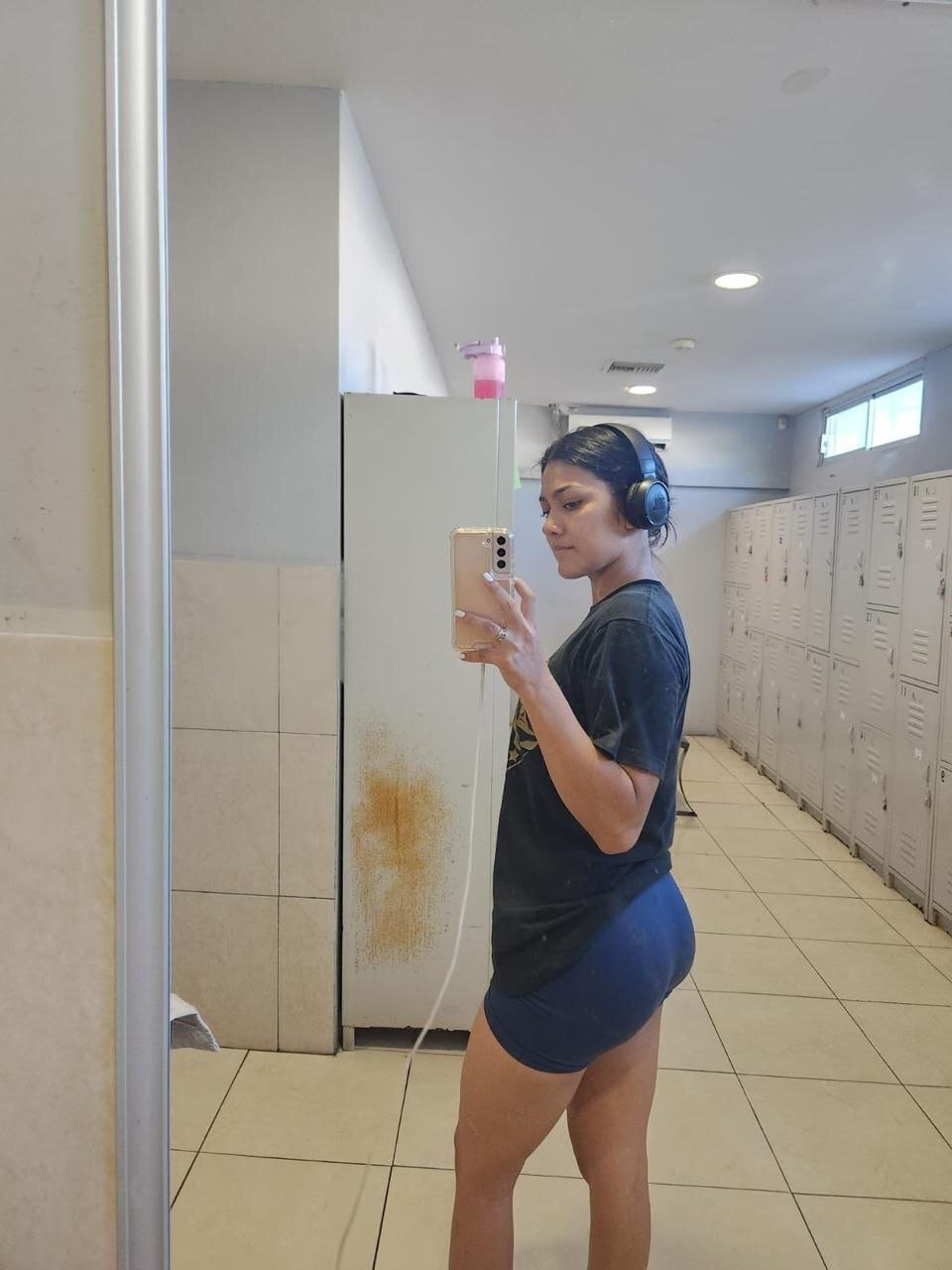 Me Gustan Sus Nalguitas - Hot Latina Booty Play 18