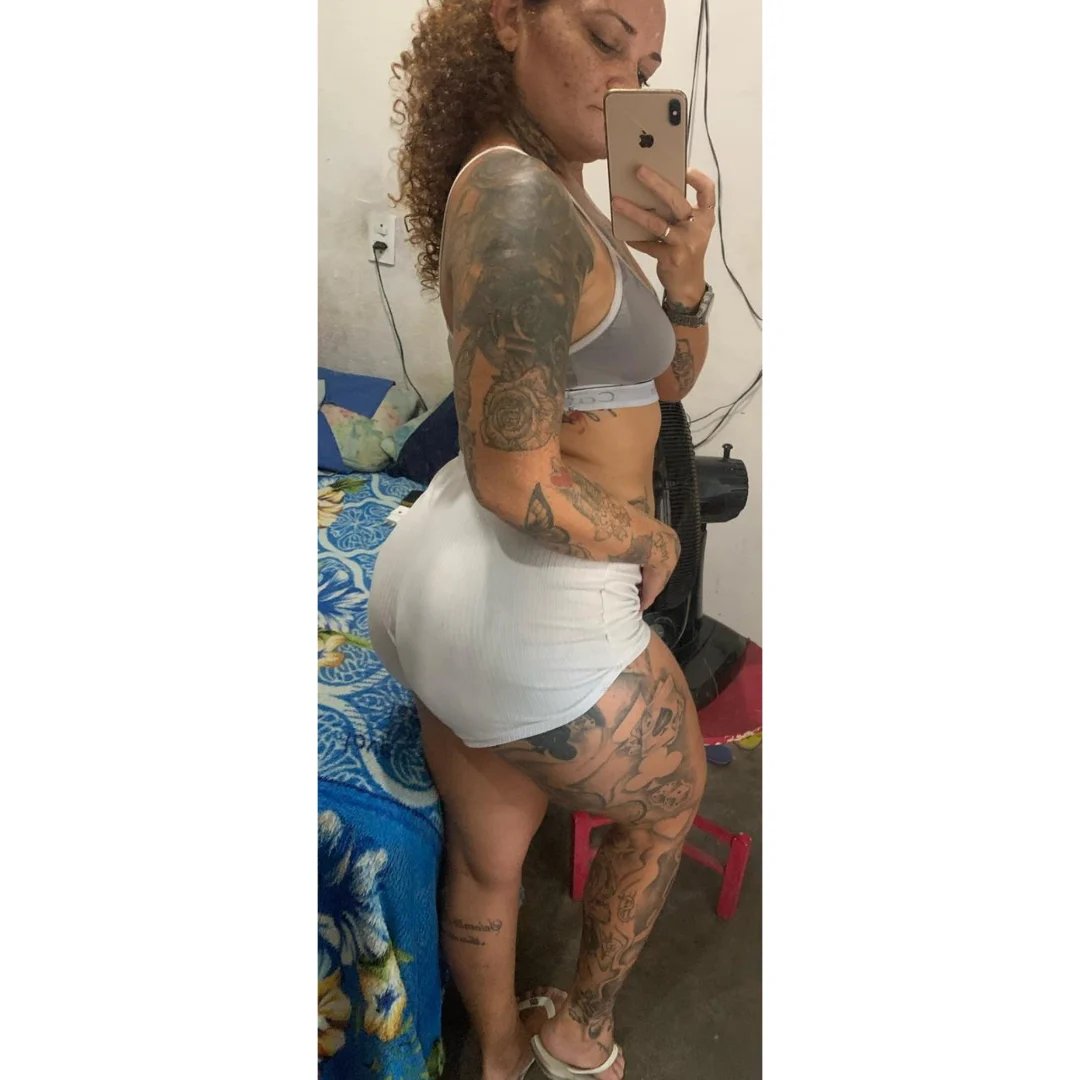 Suyan3 Beatriz Exposes Her Sweet Curves 8