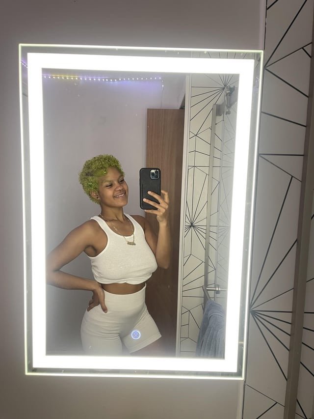 Puerto Rican Big Tit Goddess Mercedes Diorr Gets Down and Dirty 21