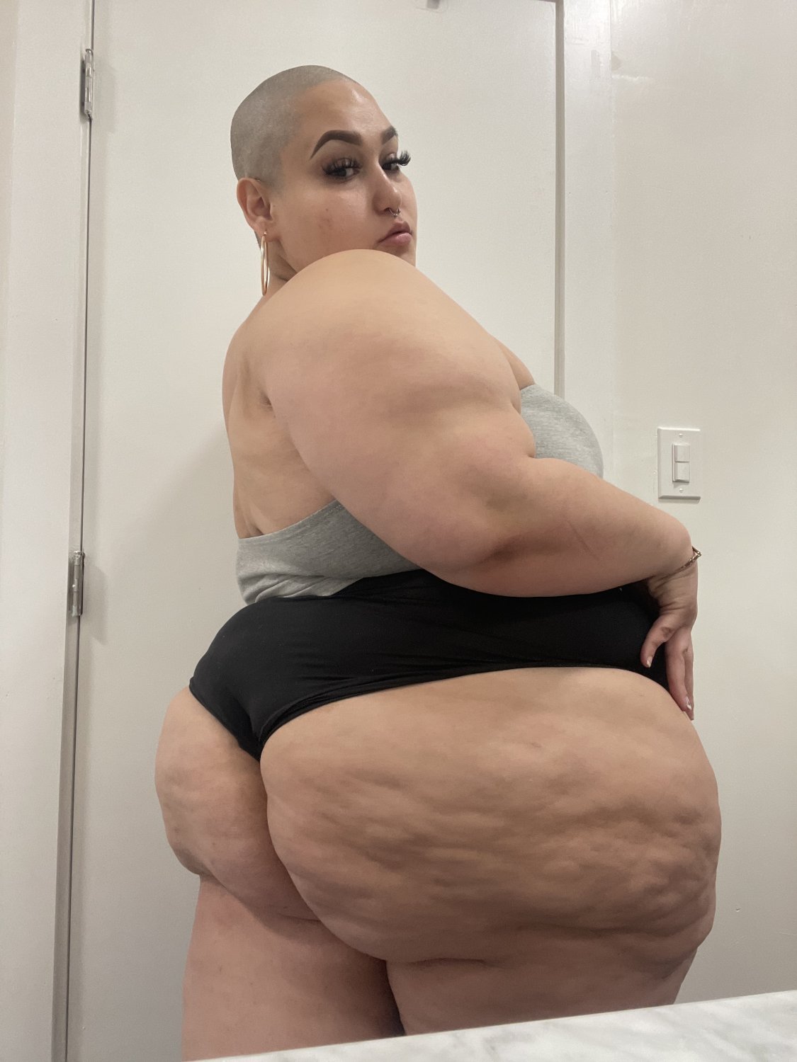 Latina With a Fat Booty and Tiny Tits Showing Off Hardcore 2