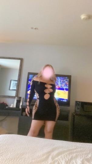 Busty Mexican MILF Blonde Mom Gets Fucked Hard This Month 18