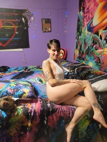 Tiny Ex-Stripper Rose — 4'11" of Pure Dirty Fun 18