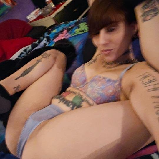 Tiny Ex-Stripper Rose — 4'11" of Pure Dirty Fun 21