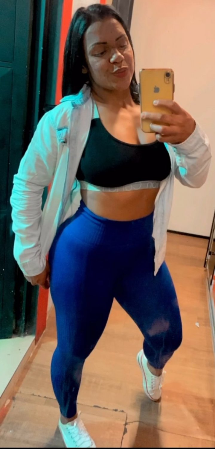 Thick and Sexy Neighbor You'd Die to Fuck 3