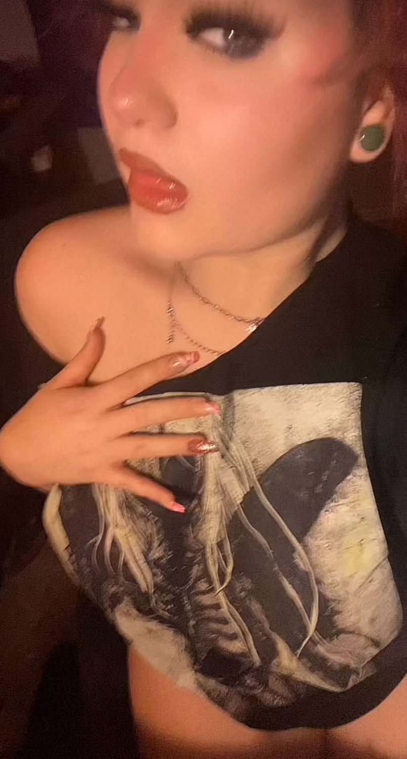 Submissive BBW Shows Off Her Huge Jiggly Tits 15