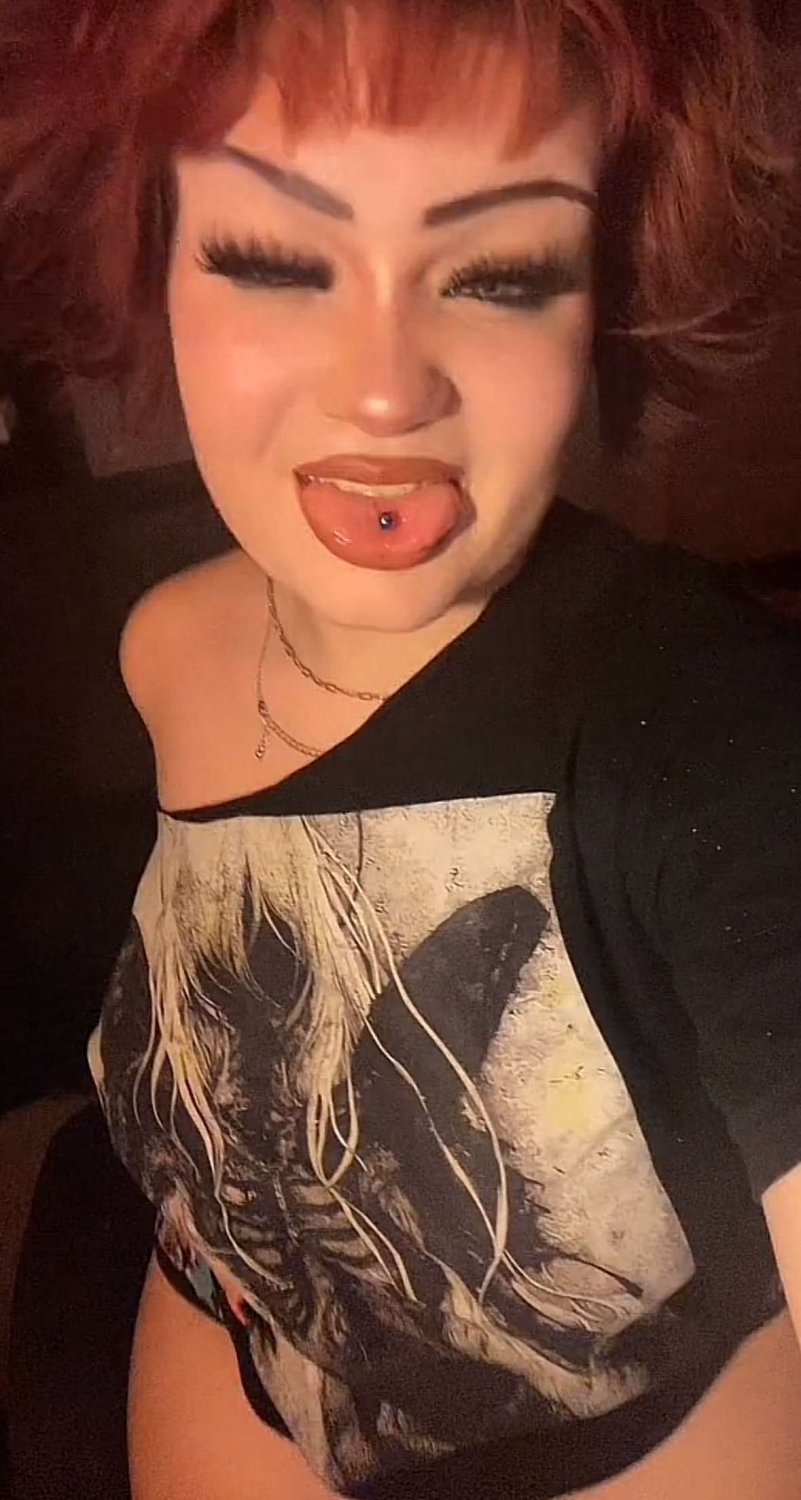 Submissive BBW Shows Off Her Huge Jiggly Tits 20