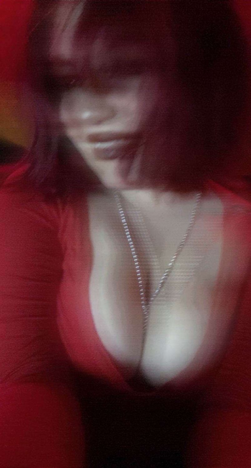 Submissive BBW Shows Off Her Huge Jiggly Tits 60