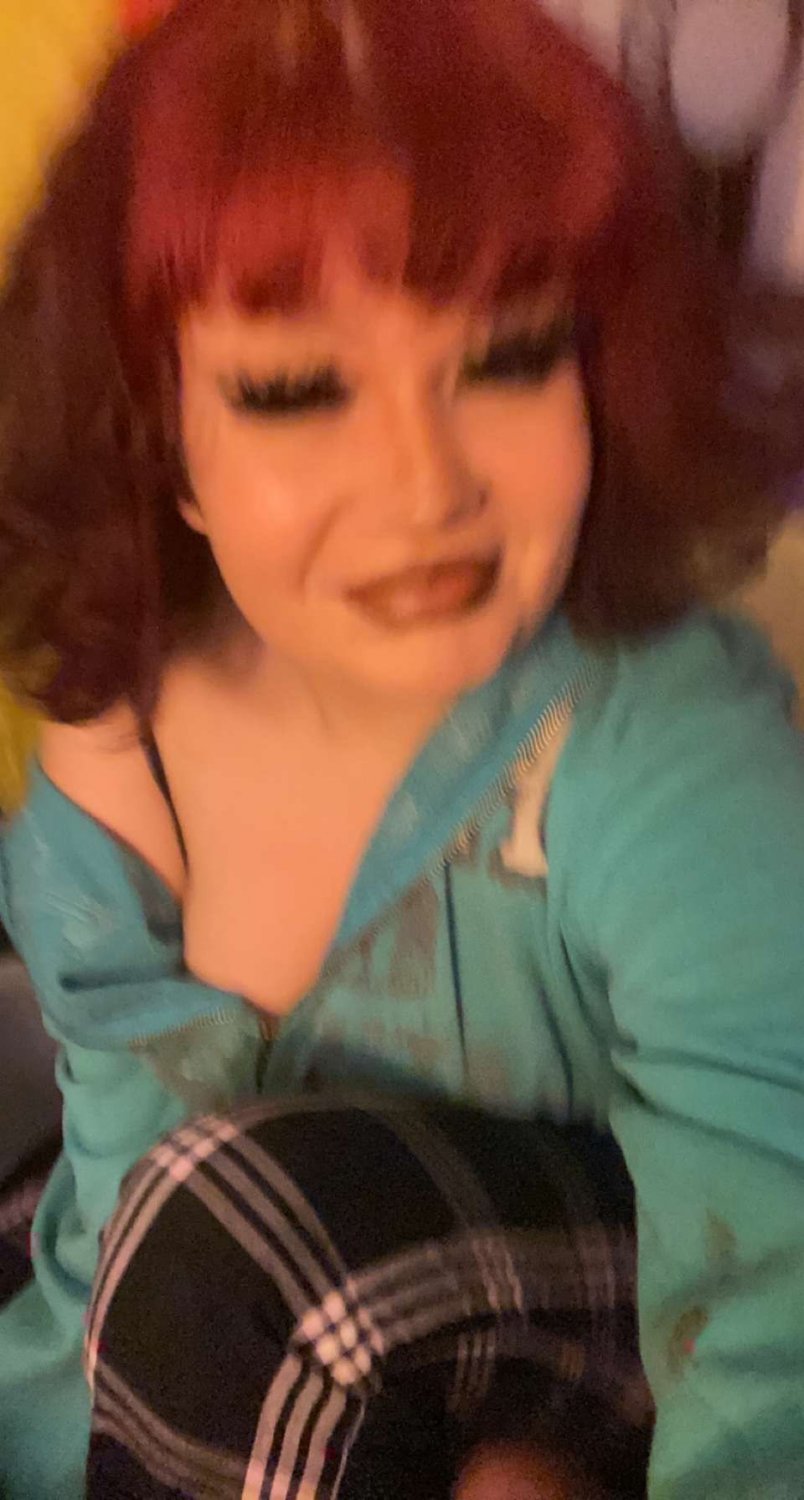 Submissive BBW Shows Off Her Huge Jiggly Tits 91