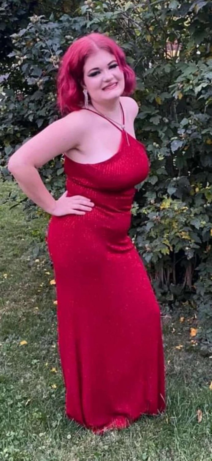 Submissive BBW Shows Off Her Huge Jiggly Tits 93