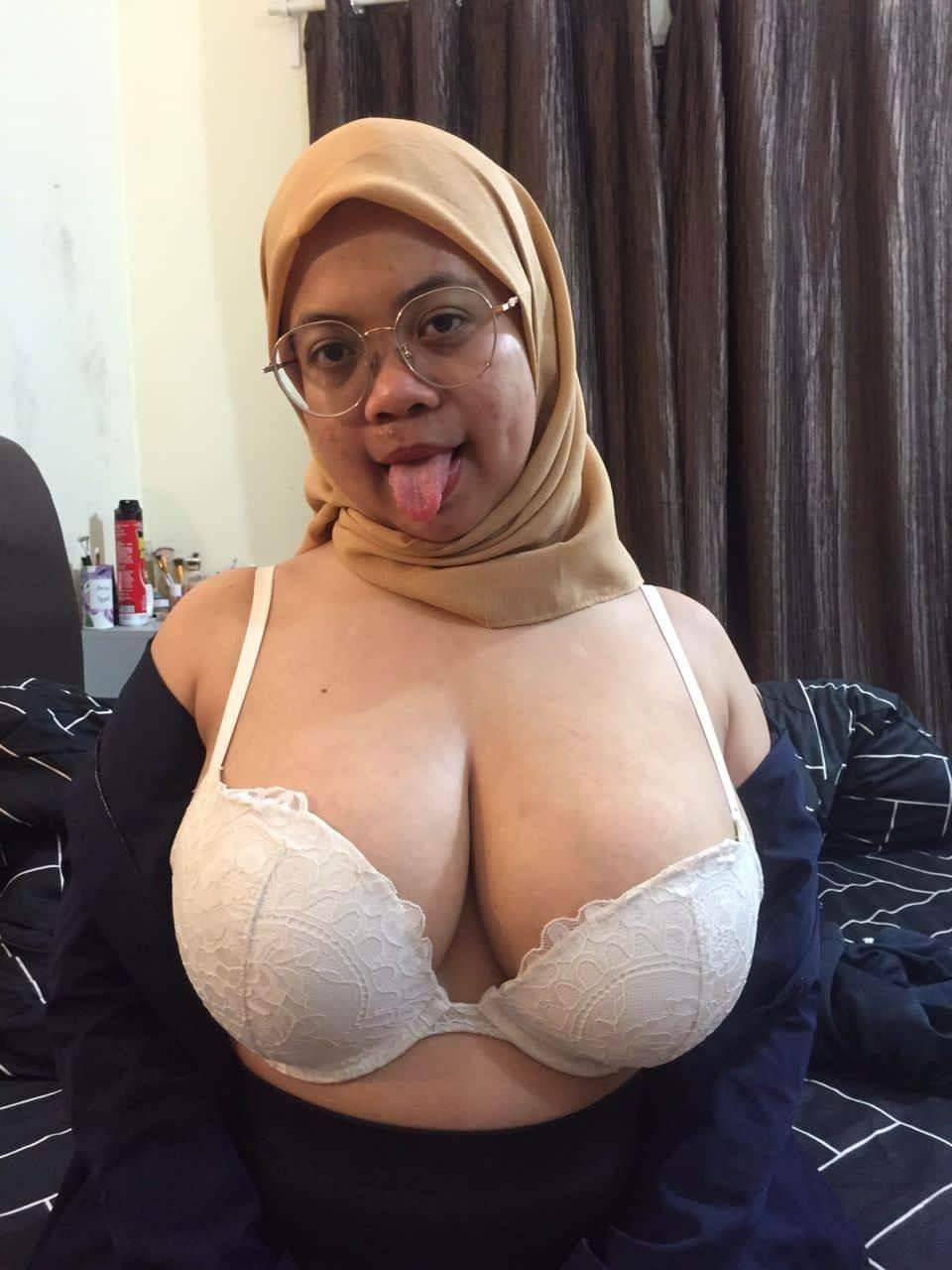 Senosva’s Busty Secrets Finally Revealed 7