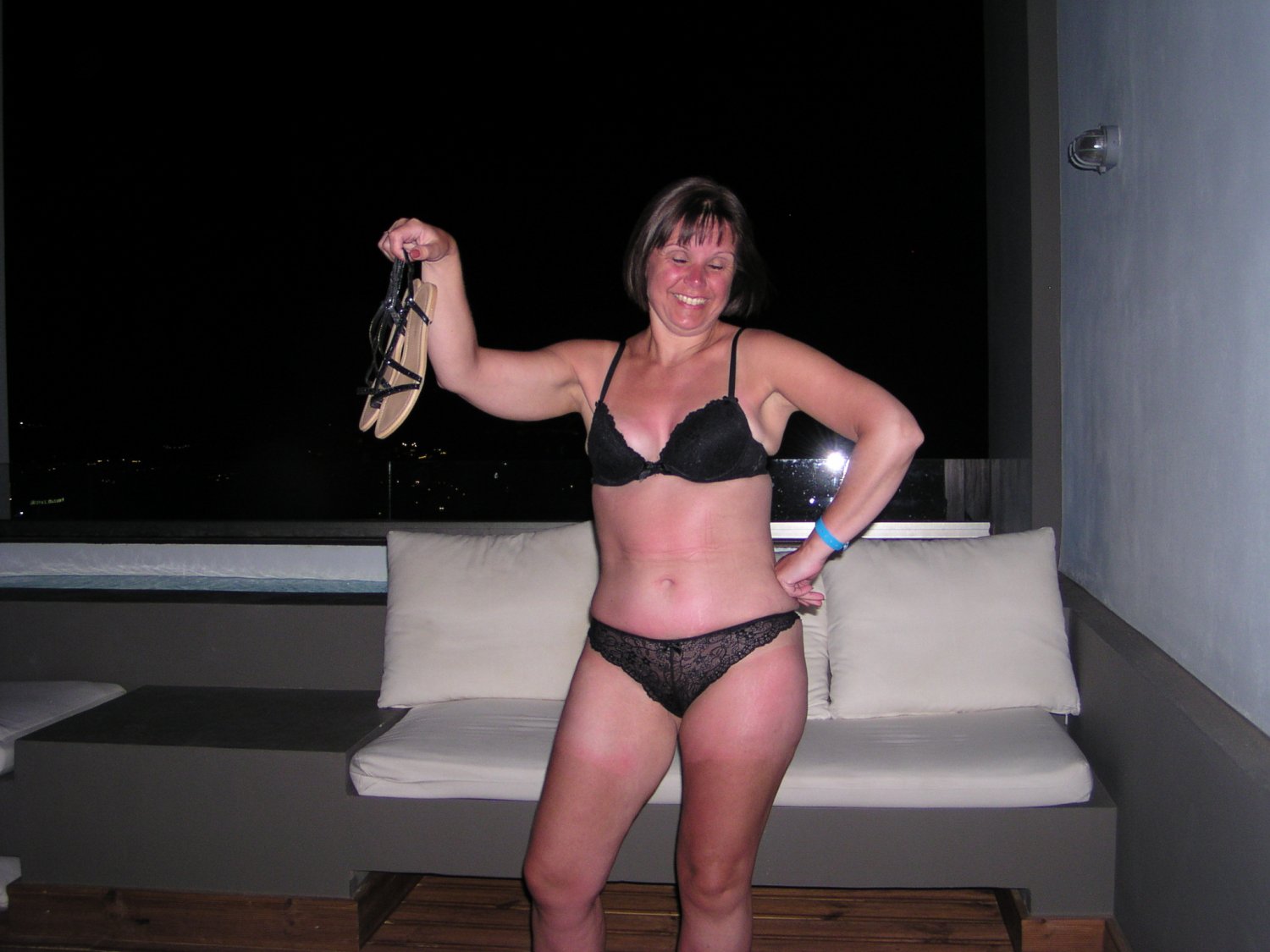 ノーティーワイフLisa、マンを喜ばせる 5