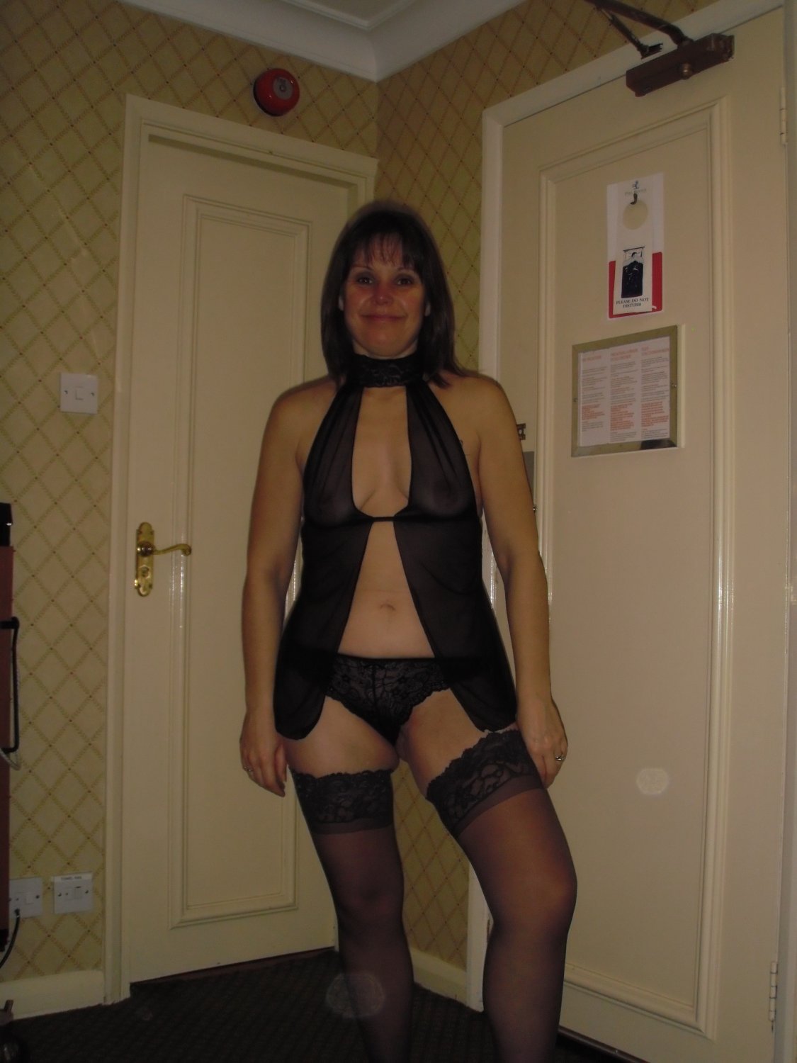 ノーティーワイフLisa、マンを喜ばせる 35