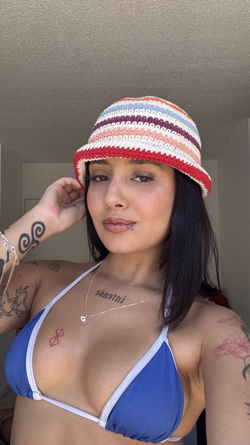 Amateur Brunette Girlfriend Takes Rough Fucking on Camera 2