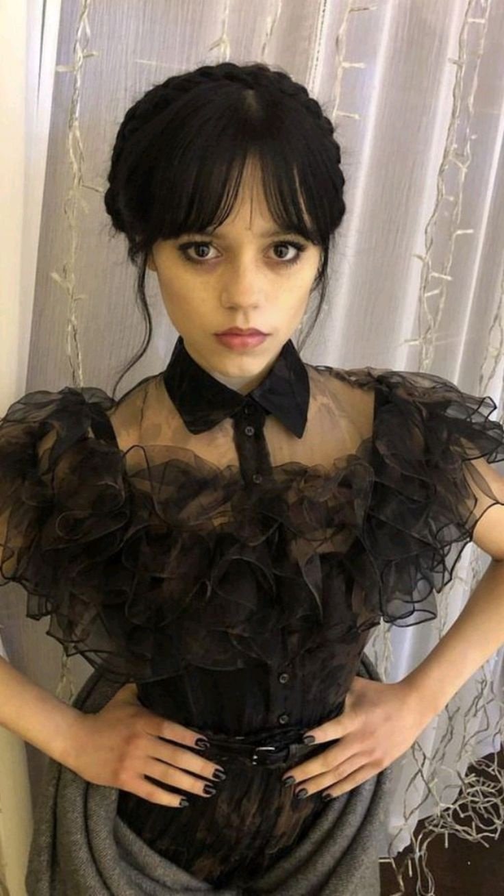 Jenna Ortega recolhe 48