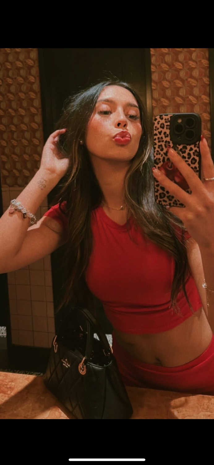18 yaşındaki Teksaslı fahişe penis seviyor 20
