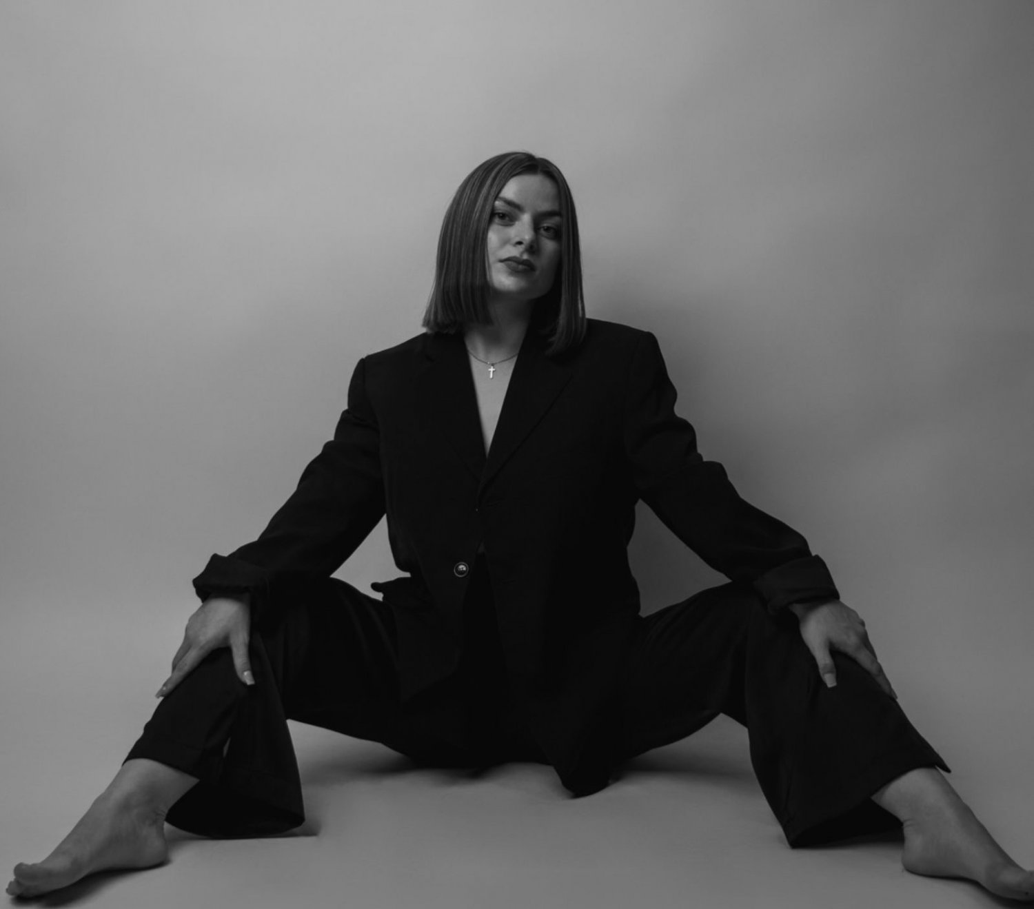 Sweet Hooker spielt mit sich selbst geteilt 4