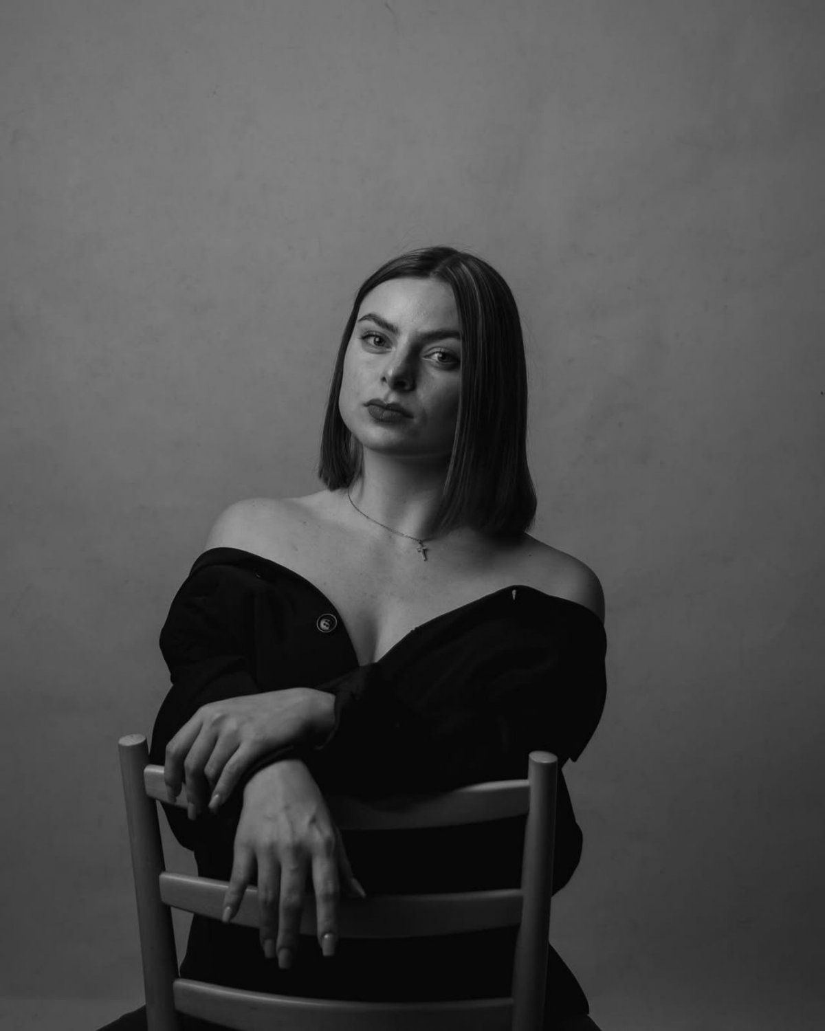 Sweet Hooker spielt mit sich selbst geteilt 10