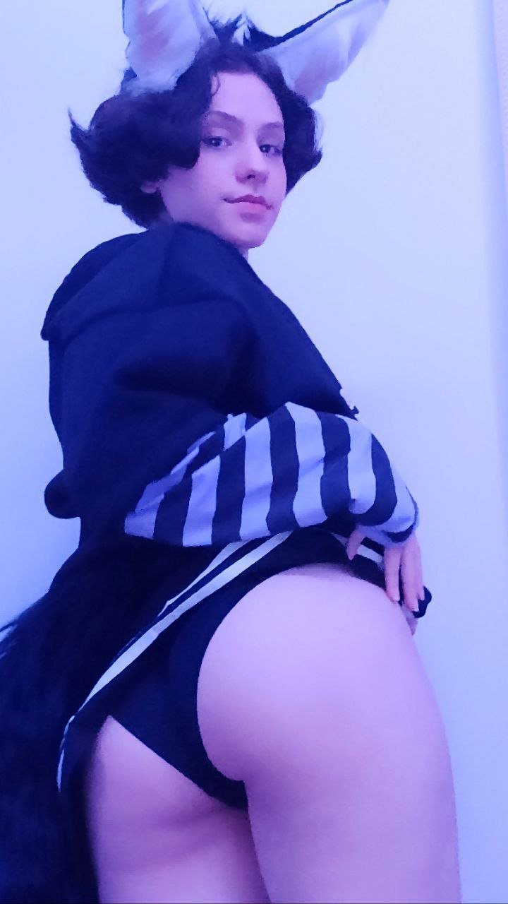Novinha gostosinha da Theo Neko 28