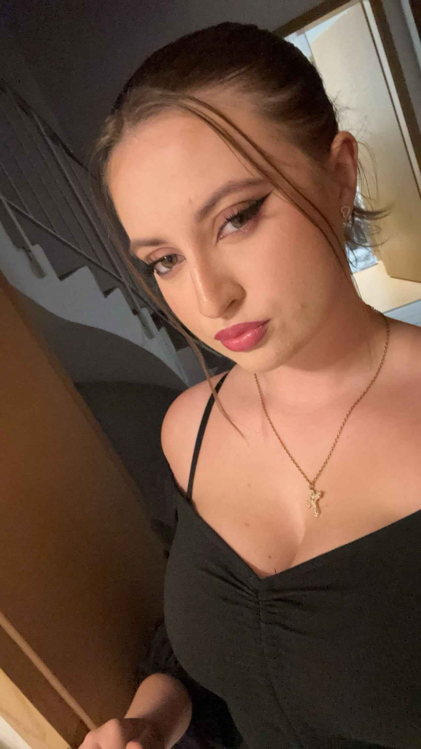 Russisch-deutsche Hacke Nelli 5