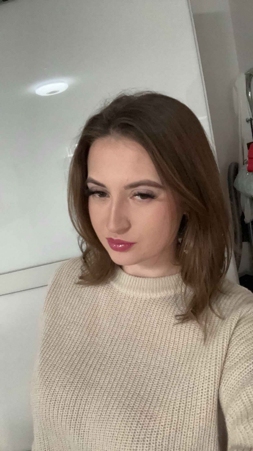 Russisch-deutsche Hacke Nelli 18