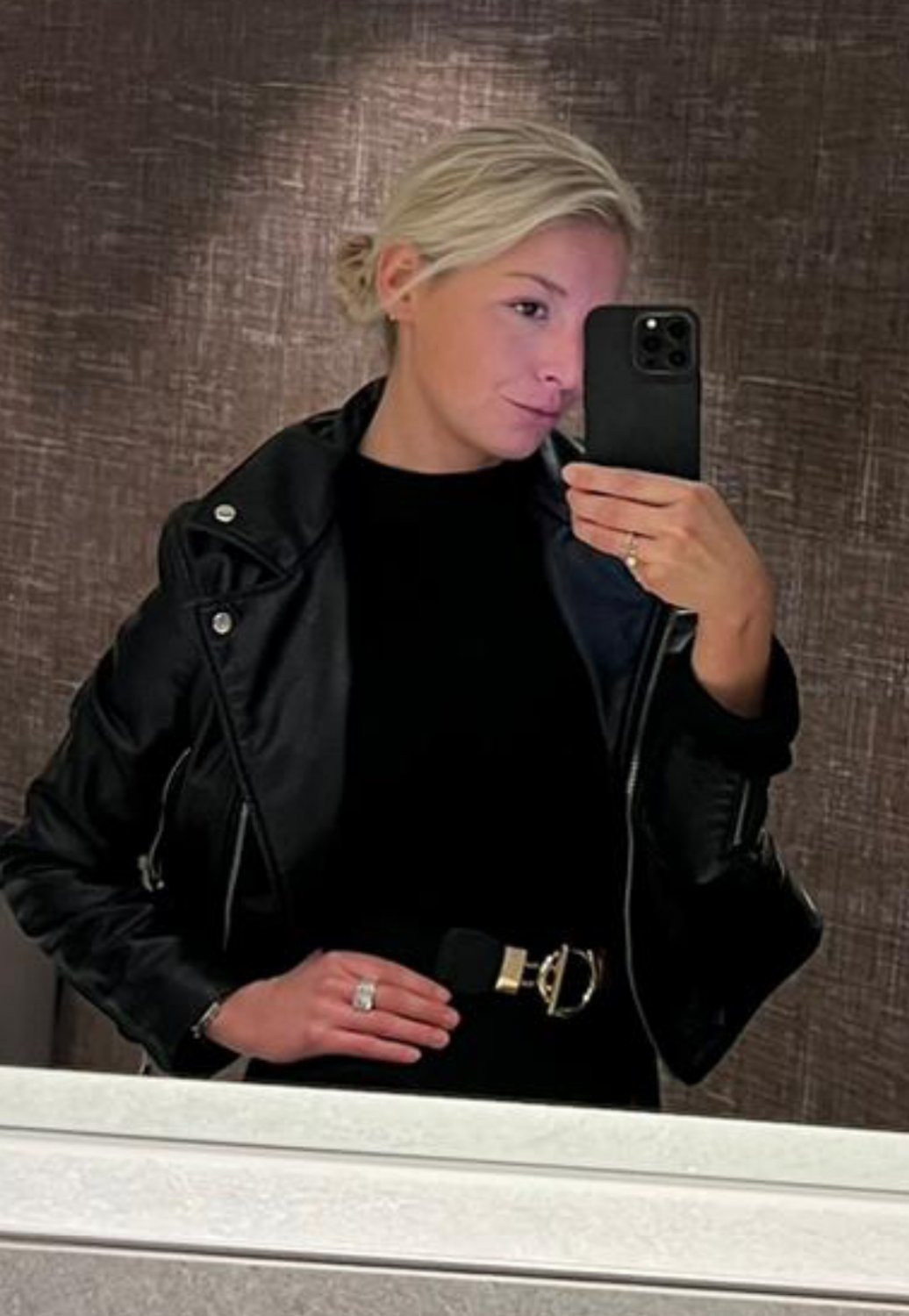 Çıplak doğal sarışın fahişeler hakkında bilgi edinmek için yeniden yayınlayın 1