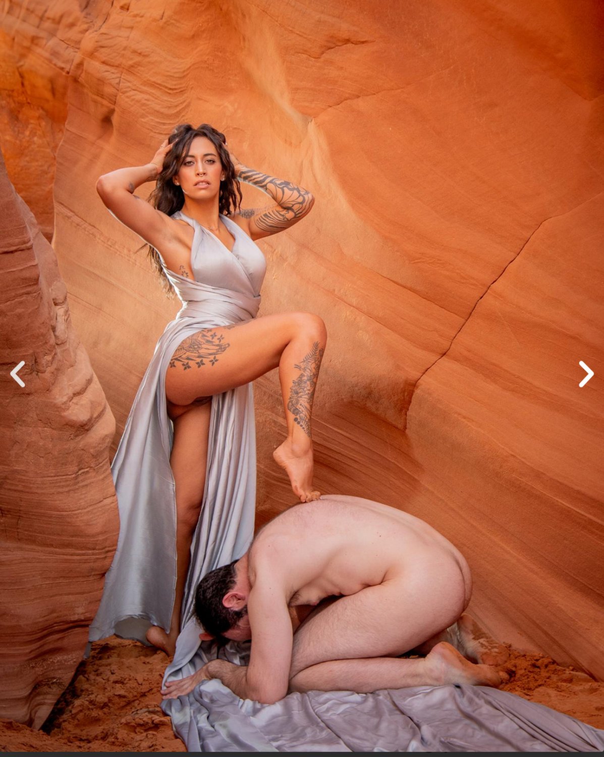 Canyon Boudoir Babe Teasing in the Sunlight 7