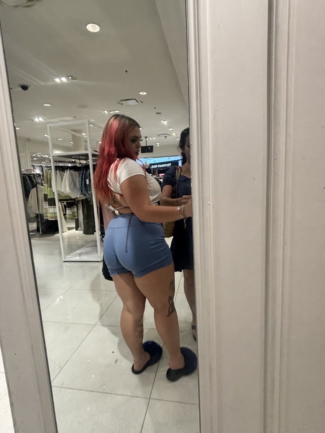 Chubby Babe Rilynn Showing Off Her Natural Big Tits and Thick Ass 20