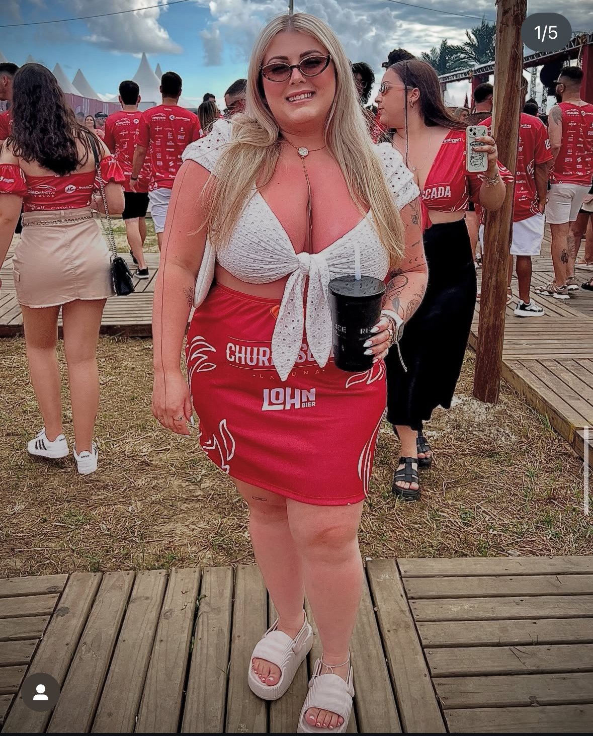 Thick BBW Dani Showing Her Pussy and Loving Every Moment 6