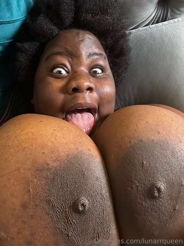 Ebony BBW Goddess Lola99Walker Showing Off Her Curves 58