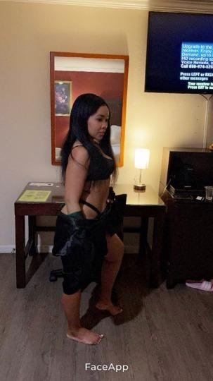 27-Year-Old Pamela Ready to Please as a Ventura Escort 3