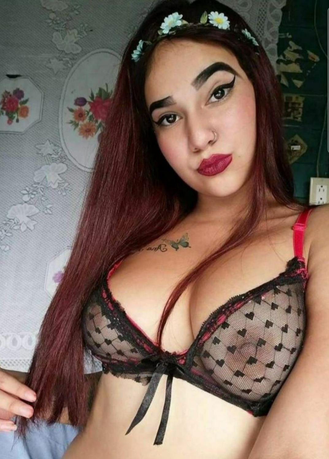 Zianny Showing Off Her Huge Tits and Juicy Ass 75