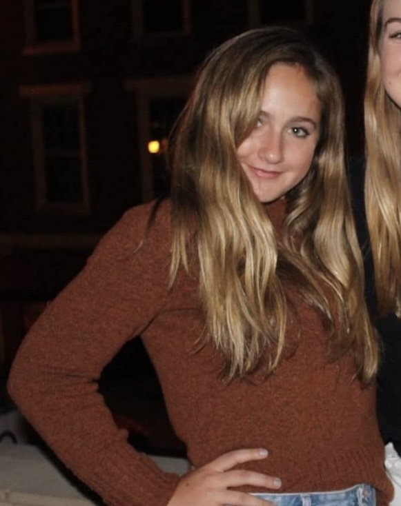 Meine Schwester Sydney's Nacktbilder und A-Loch-Bilder. In welcher Position würdest du sie nehmen?🙏 Keine Grenzen 9