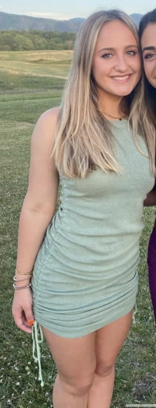 Meine Schwester Sydney's Nacktbilder und A-Loch-Bilder. In welcher Position würdest du sie nehmen?🙏 Keine Grenzen 13