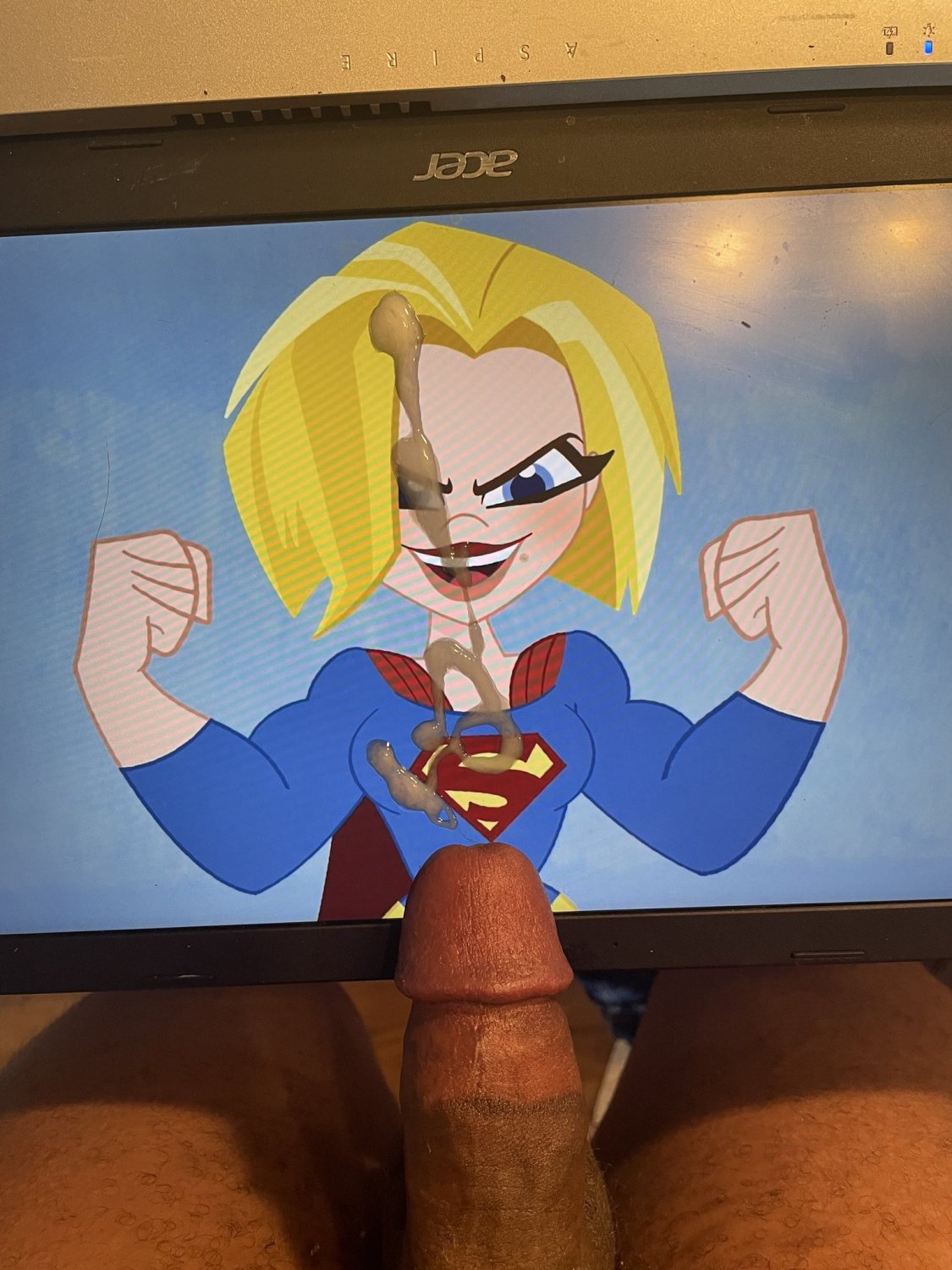 (Homenagem aos espermatozóides dos desenhos animados) DSCSG 2019 Homenagem aos espermatozóides da Supergirl 3