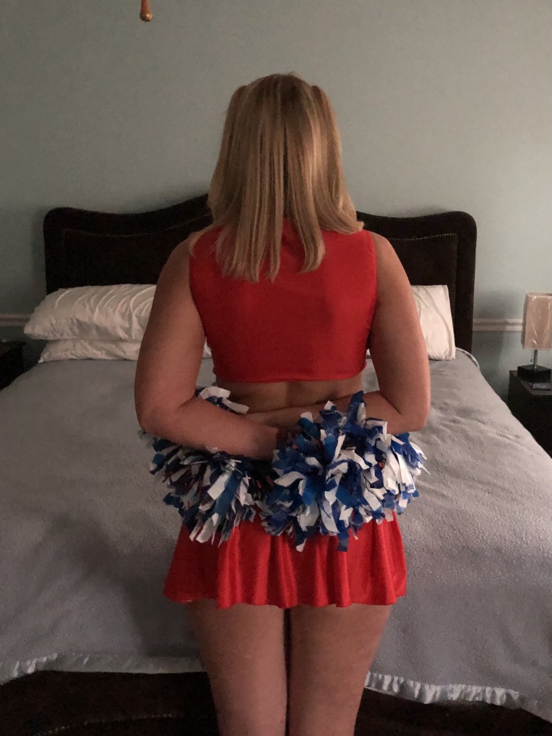 Blonde Cheerleader Wife Puts on a Deepthroat Show for Her Lucky Husband 4